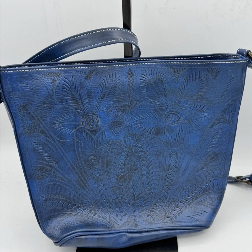 Leaders In Leather Blue Tooled Leather  Cross Body Handbag Western